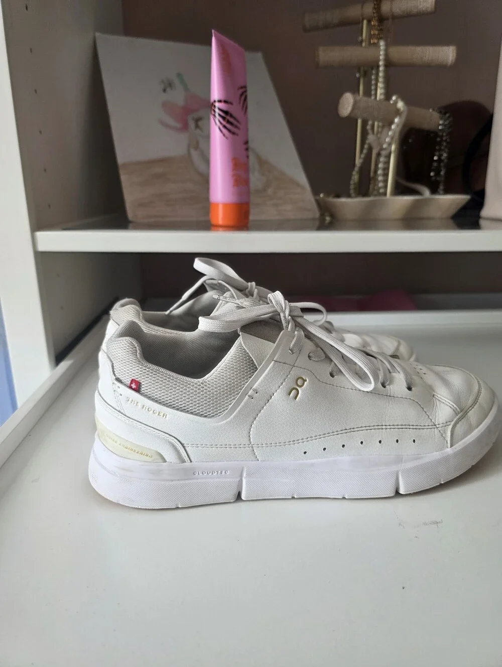 On Running White Men's Leather Sneakers - Clean Low-Top Design